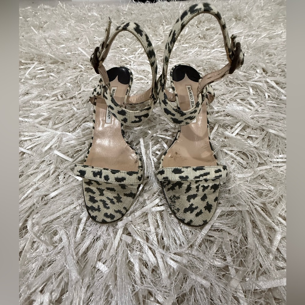 Manolo Blahnik Black and Cream Patterned Sandals